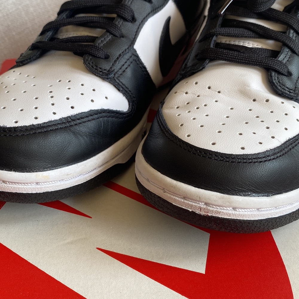 Nike Panda Dunk Low - Picture 12 of 13